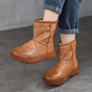 Botas de nieve bajas de piel auténtica de becerro suave para mujer, con pelo de cordero y cierre a presión en el tobillo, elegantes zapatos de hombre. - Product Image 1