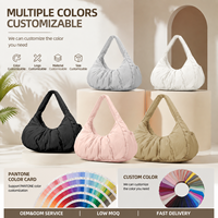 Sac à bandoulière matelassé personnalisé avec logo pour femme, sac hobo en nylon léger, sac fourre-tout demi-lune, sac à main décontracté et tendance