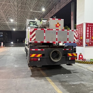 Used ZOOMLION Used 25 Ton Truck <b>Crane</b> ZTC250H ZTC250A ZTC250V in Kazakhstan Mobile <b>Crane</b> with 50-100 Ton Lifting Load for sale - Product Image 4