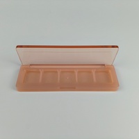 Palette de correcteur rectangulaire personnalisée 5 couleurs, conception d'emballage cosmétique, étui en plastique pour fard à paupières