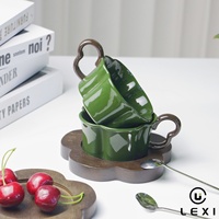 Ensemble de tasses en porcelaine LEXI avec soucoupe en bois, motif floral, boîte cadeau moderne unique, vaisselle à café en céramique personnalisée, 200 ml, durable, usage quotidien, maison