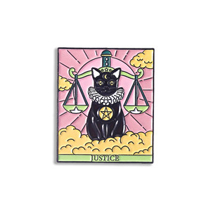 เข็มกลัดโลหะเคลือบคุณภาพสูงรูปเครื่องหมายความยุติธรรมแบบกำหนดเอง พร้อมสัญลักษณ์กฎหมาย สำหรับเป็นของที่ระลึกในพิธีสำเร็จการศึกษาที่ศาล - Product Image 5