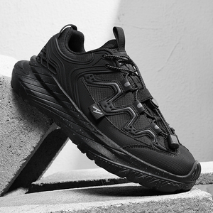 Chaussures de sport pour hommes personnalisées avec logo, style Techwear, système de laçage rapide, semelle épaisse mouchetée, baskets de sport - Product Image 6