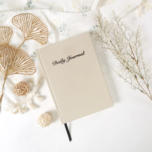 Hoge Kwaliteit A5 Linnen Planner Nieuw Ontwerp Fancy Stof Hardcover Dagboek Met Lint Mooi Zelfzorgboek - Product Image 4