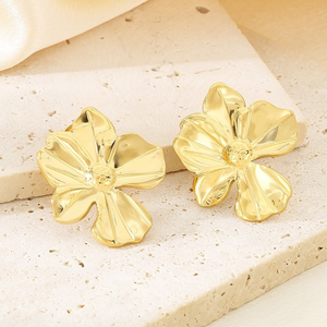 Nouvelle Arrivée Boucles d'Oreilles Pendantes Fleur en Alliage de Cuivre Plaqué Or 18K Étanche Tendance Cadeau Femme - Product Image 6