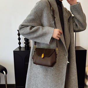 バッグ製造レディースPUレザークロスボディバッグ高品質で人気の小さなハンドバッグロック付き - Product Image 4