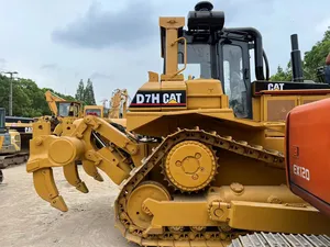 Bulldozer sur chenilles d'occasion de marque réputée D7H, moteur de marque supérieure, capacité de bulldozing de 5,4 m, capacité de charge de 27200 kg, usage intensif pour la construction et l'exploitation minière - Product Image 3