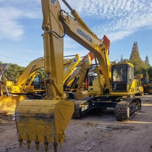Excavatrice sur chenilles Komatsu PC300-7 d'occasion, 31 tonnes, origine Japon, godet de 1,4 m³, faible nombre d'heures, bien entretenue - Product Image 1