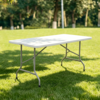 Vente en gros Table rectangulaire pliante en plastique HDPE PP Design moderne et durable pour mobilier d'extérieur