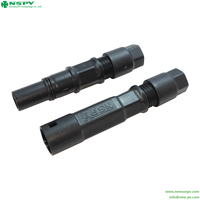 Mini connecteurs solaires étanches IP67 20A Petits connecteurs de câble étanches IP67 20A pour l'alimentation dans le système d'énergie solaire