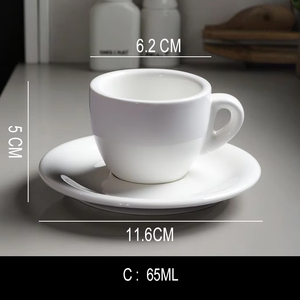 Tazza da tè e piattino personalizzati in porcellana floreale personalizzati <span class=keywords><strong>con</strong></span> <span class=keywords><strong>il</strong></span> <span class=keywords><strong>nome</strong></span> per <span class=keywords><strong>il</strong></span> Tea Party pomeridiano regalo del Regno Unito o uso del caffè - Product Image 4