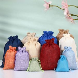 Sac à cordon en satin et lin personnalisé de haute qualité pour l'emballage de bijoux, les achats et les cadeaux - Product Image 3