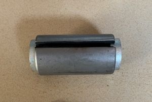 All'ingrosso su ordinazione di altre parti del camion boccola della foglia della molla della foglia di 20533294 della molla di gomma per il camion di <span class=keywords><strong>VOLVO</strong></span> - Product Image 2