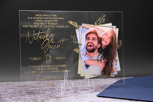 การ์ดเชิญอะคริลิคสำหรับงานครบรอบคู่รักวาเลนไทน์พร้อมรูปถ่ายและตัวอักษรสีทองพร้อมซองจดหมาย - Product Image 3