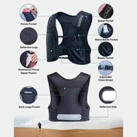 Gilet d'hydratation en nylon imperméable personnalisé, sangles de sterno-claviculaires élastiques réglables, gourde souple, design réfléchissant pour la course à pied