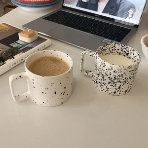 Taza de Café de Porcelana de Diseño Nórdico Creativo Directo de Fábrica, Diseño de Ondas de Tinta, Apta para Alimentos, Apta para Microondas y Lavavajillas, Personalizable - Product Image 1