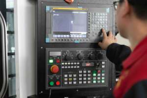 加工中心便宜的数控床铣床阿里巴巴封闭式最便宜的轧机铝VCM出售 - Product Image 6