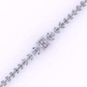 Bracelet Hip Hop tendance en or rose avec diamants en moissanite, bracelet de bijoux pour cadeau de fête pour femmes - Product Image 3