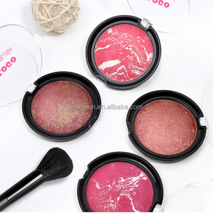 Paleta de colorete y <span class=keywords><strong>bronceador</strong></span> horneado resistente al agua de larga duración altamente pigmentada con logotipo personalizado resaltador maquillaje polvo compacto para cara - Product Image 4