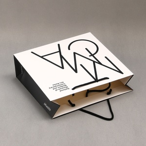 Bolsa de Compras de Cartón Marfil Reciclable, Hecha a Mano, Ecológica, de Diseño Personalizado, para Ropa y Zapatos de Lujo, con Laminación Personalizable - Product Image 1