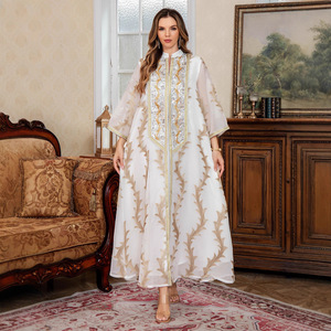 Abito Lungo Ricamato in Rete Pesante per Donna, Stile Musulmano Mediorientale, per Feste a Dubai, Estate-Autunno, in Poliestere - Product Image 3