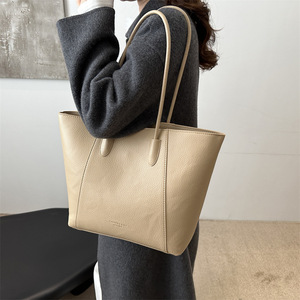 Korean Style <b>Large</b> Capacity Single Storage Women's Bag Versatile Vintage Storage Bag Autumn 2026 New Arrival Storage Bag - Product Image 6