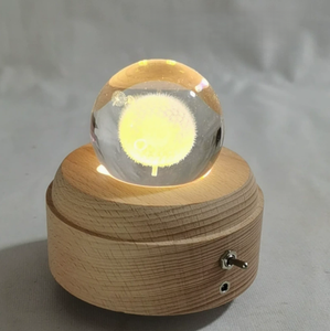Nouvelle boîte à musique créative en cristal, boîte à musique rotative en bois, <span class=keywords><strong>d</strong></span>écoration festive pour la maison, cadeau <span class=keywords><strong>d</strong></span>'<span class=keywords><strong>anniversaire</strong></span> ou de Noël - Product Image 6