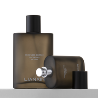 Vaporisateur de parfum carré personnalisé pour hommes Noir givré 30ml 50ml 100ml Flacon de parfum en verre avec boîte d'emballage