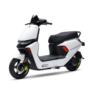 <span class=keywords><strong>Moto</strong></span> <span class=keywords><strong>électrique</strong></span> 72V pour <span class=keywords><strong>adulte</strong></span>, robuste, avec moteur 1200W, 30 aimants en acier et contrôleur 12 tubes, idéale pour les trajets quotidiens et la livraison (vente en gros) - Product Image 4