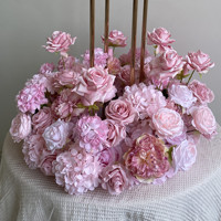 Guirlande de fleurs artificielles en roses roses personnalisées en gros PPS pour la décoration de centre de table d'événements de mariage