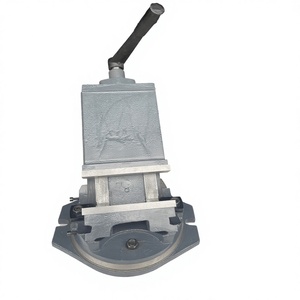 Étau de machine 200 mm pour fraiseuse, base de serrage à mâchoires plates à angle bidirectionnel, rotation à 360 degrés, en fonte - Product Image 2