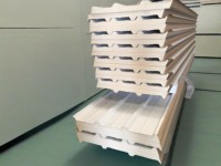 Panneau Sandwich Toiture Isolé en Laine de Roche et PU, Tôle de Toit Ondulée en Acier Galvanisé