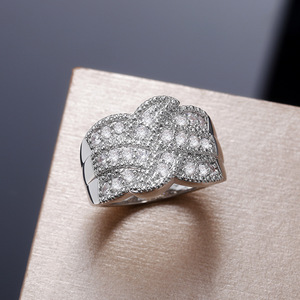 Anello blu royal da donna, accessorio semplice ed elegante per l'uso quotidiano - Product Image 6