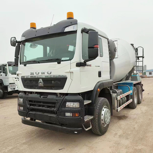 Camion malaxeur à béton prêt à l'emploi HOWO 6x4 SINOTRUK Euro II 10 tonnes, nouveau, à haut moment de charge, fréquemment exporté - Product Image 4