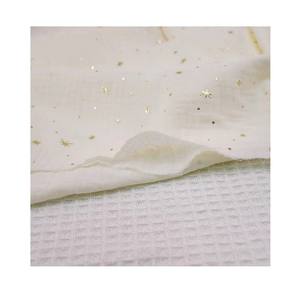 100% <span class=keywords><strong>coton</strong></span> doux 130GSM Double couche tissé impression <span class=keywords><strong>gaze</strong></span> <span class=keywords><strong>de</strong></span> couleur naturelle tissus crêpe musulman pour garçon chemises bébé vêtements - Product Image 4