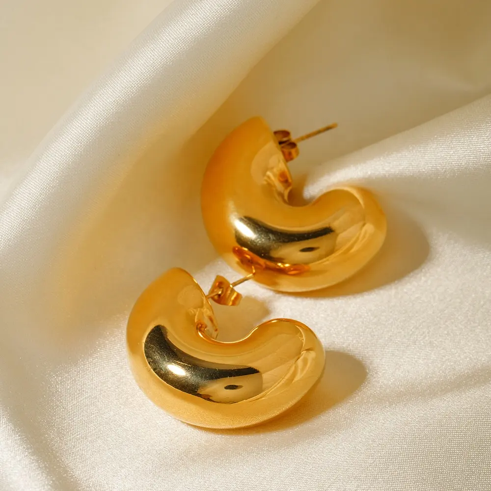 עגילים גיאומטריים אופנתיים 18K ציפוי זהב נירוסטה להכתים תכשיטים חינם טרנדי שמנמן עגילי חישוק גדול נשים