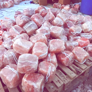 Lot de Minéraux et de Goût <span class=keywords><strong>Incroyable</strong></span> Bloc à Lécher au Sel Minéral de l'Himalaya pour Bétail, Cheval, Mouton, Lapin et Chèvre - Product Image 6