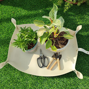 Tapis <span class=keywords><strong>de</strong></span> <span class=keywords><strong>rempotage</strong></span> imperméable et réutilisable Tapis <span class=keywords><strong>de</strong></span> <span class=keywords><strong>rempotage</strong></span> <span class=keywords><strong>de</strong></span> plantes en cuir Tapis <span class=keywords><strong>de</strong></span> repiquage <span class=keywords><strong>de</strong></span> plantes succulentes d'intérieur Tapis <span class=keywords><strong>de</strong></span> changement <span class=keywords><strong>de</strong></span> pot <span class=keywords><strong>de</strong></span> jardin - Product Image 4