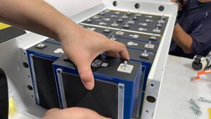 Entrega Rápida, Batería Solar de 51.2V 28AH, Batería de Iones de Litio y Sodio de <span class=keywords><strong>3.2</strong></span> Voltios, Batería de Iones de Fosfato de Hierro y Litio de 280 Ah - Product Image 4