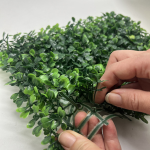 Mur décoratif d'herbe verte de panneau de mur de <span class=keywords><strong>plante</strong></span> artificielle en plastique de bas entretien <span class=keywords><strong>pour</strong></span> le <span class=keywords><strong>balcon</strong></span> - Product Image 3