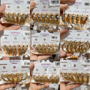 250919 XUPING Aretes de Moda para Mujer Joyería al por Mayor Gruesos sin Piedras Cobre Ecológico Bañados en Oro Tipo Argolla - Product Image 4