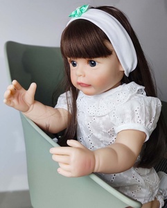 Poupées Bébé <span class=keywords><strong>Reborn</strong></span> Réalistes Noires en Vinyle Faites à la Main, Modèle de Jouet Souple 3D Peint avec Yeux Ouverts et Cheveux Changeables - Product Image 3