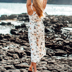 Combinaison en rayonne confortable et personnalisée, coupe ample, col halter, taille ajustée, imprimé plage élégant et de haute qualité - Product Image 5