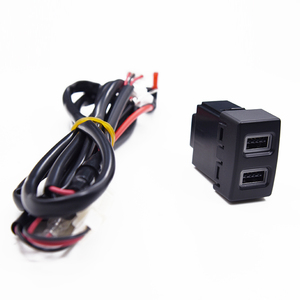 Adapté aux modèles <span class=keywords><strong>Mazda</strong></span> 6/2/<span class=keywords><strong>3</strong></span>/5 de 2004 à 2015, interface de charge rapide USB de type C pour téléphone portable en voiture. - Product Image 5