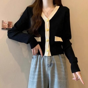 Spring Long Sleeve V-neck Knitted Sweater Women's French Style Elegant Base <strong>Top</strong> Knitted Cardigan - Product Image 3
