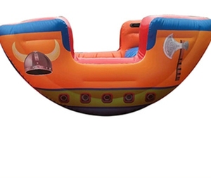 <span class=keywords><strong>Bateau</strong></span> <span class=keywords><strong>pirate</strong></span> gonflable Offre Spéciale scellé à l'<span class=keywords><strong>air</strong></span> Viking Seesaw Boat Sale Viking Seesaws Boat Seesaw pour enfants et adultes en plein <span class=keywords><strong>air</strong></span> - Product Image 4