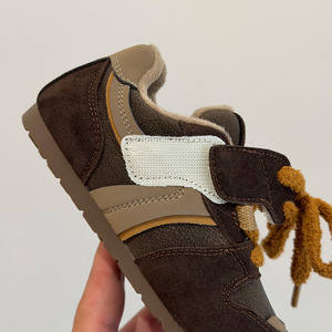 Nuove <span class=keywords><strong>Scarpe</strong></span> Casual <span class=keywords><strong>Invernali</strong></span> per Bambini 2025, Stile Coreano, <span class=keywords><strong>Scarpe</strong></span> da Skate Foderate in Pile Calde e Comode per Ragazze, con Doppio Strato di Cotone e Chiusura a Gancio - Product Image 5