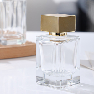 Bouteille de <span class=keywords><strong>parfum</strong></span> en verre de luxe à base lourde de 50ml 100ml paquet de <span class=keywords><strong>parfum</strong></span> en verre carré vide flacon pulvérisateur de <span class=keywords><strong>parfum</strong></span> - Product Image 6