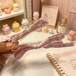 Korean-style floral <b>bow</b> banana <b>clip</b>, vertical <b>clip</b> for women's updo, giving a sophisticated look and making hair appear fuller. - Product Image 3
