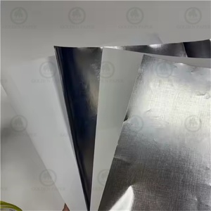 Papel Metalizado con Recubrimiento de Resistencia a la Humedad de 65-80 g/m², Tamaño Personalizado, para la Industria de Bebidas - Product Image 1